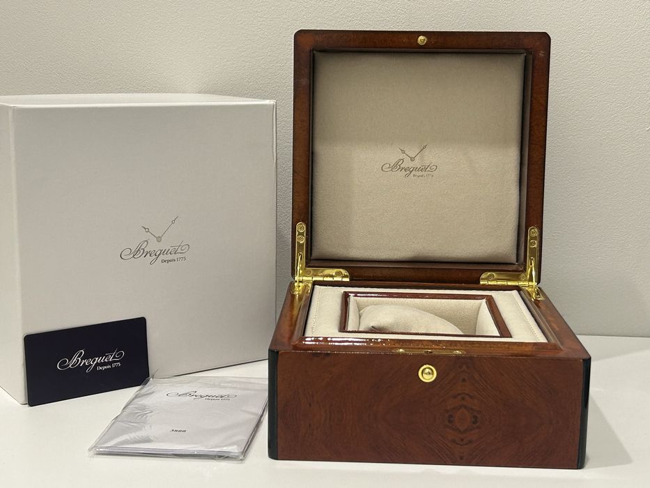 Коробки  Breguet