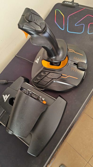 Joystick Thrustmaster Joystick T.16000M Hotas