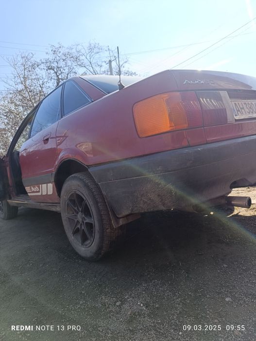 AUDI 80 B3 1.8 бензин