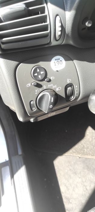 Mercedes Benz C220