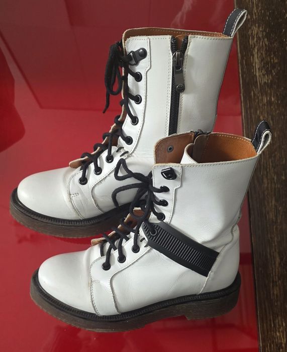 Glany Solo Femme skóra naturalna rozmiar 36