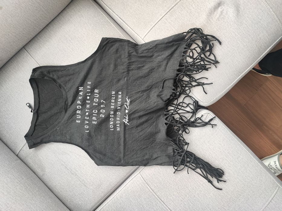 Różowa czarna bluzka damska z frędzlami s 36 na lato