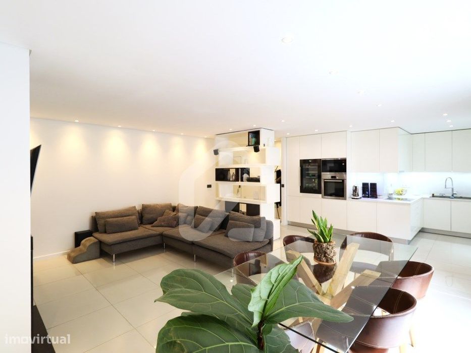 Apartamento T3 Remodelado, junto ao centro da cidade