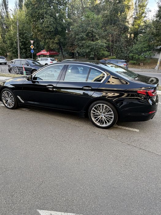 BMW 5 Series 2018 VIN WBAJA7C58JWC76345 фото оголошення 5 з 8