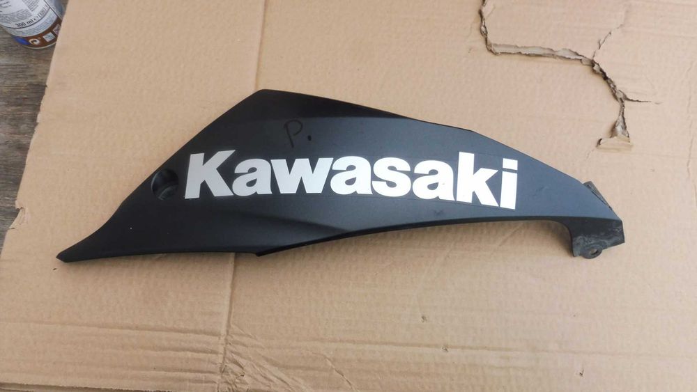 Pług prawy owiewka KAWASAKI NINJA 650 17-