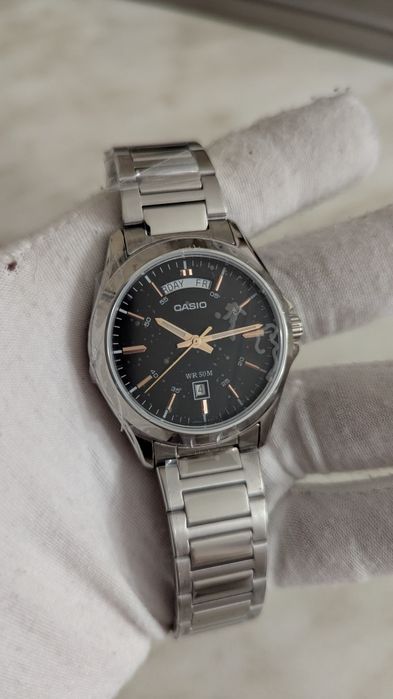 Часы Casio MPT 1370, годинник касіо Японія