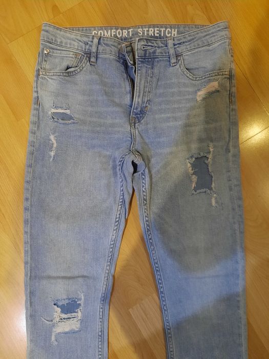 Spodnie jeansowe młodzieżowe