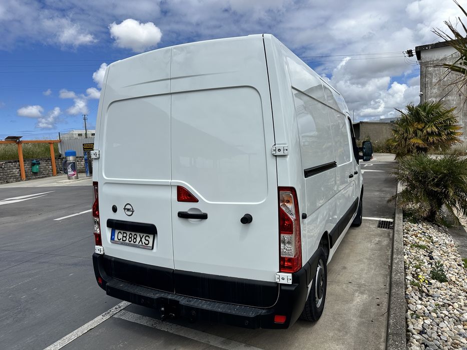Opel Movano com km pouco