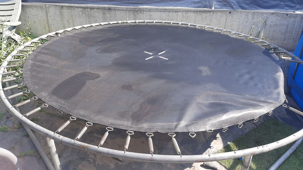 Mata/batut do trampoliny 264 cm na 64 sprężyny