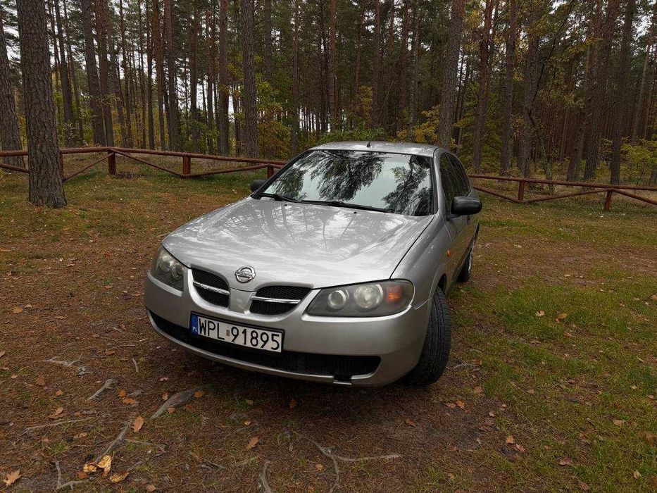 Nissan Almera