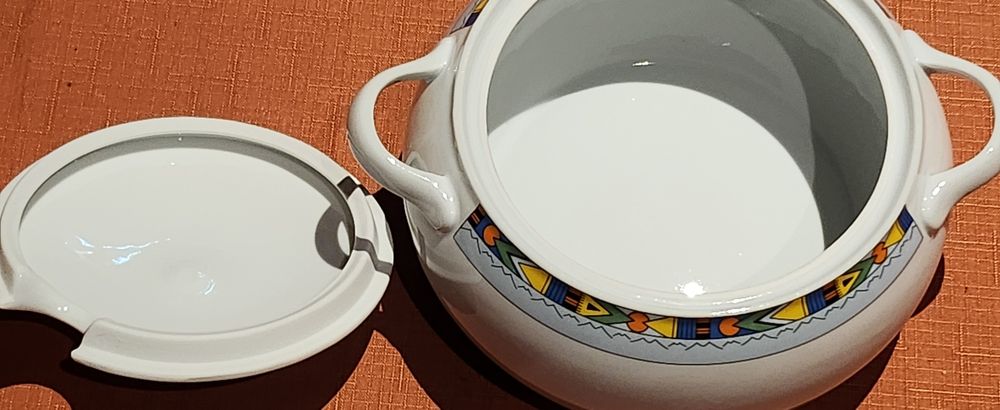 Piękna waza na zupę Wawel