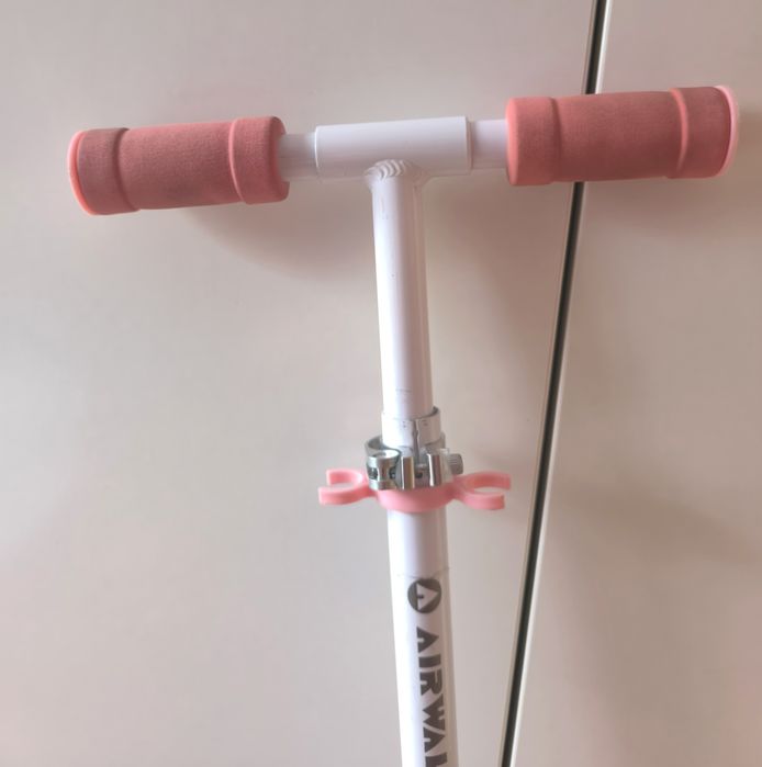 Самокат для дівчинки