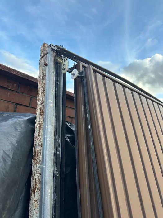 Ворота гаражні (2шт.) підйомні, СТАН ЧУДОВИЙ !