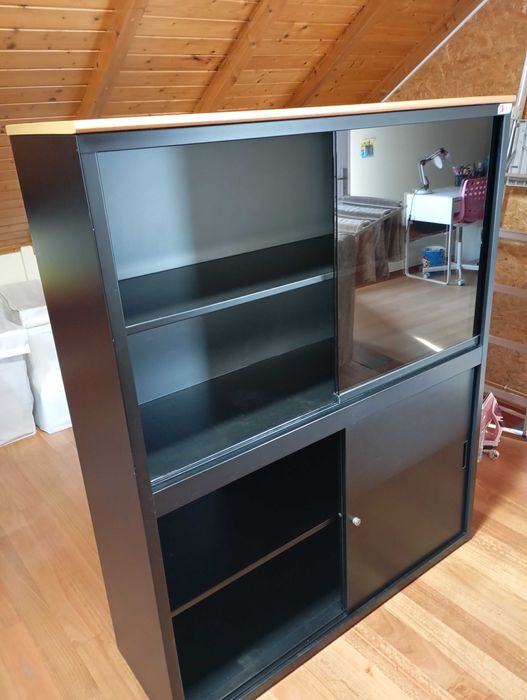 Armário, estante de escritório .