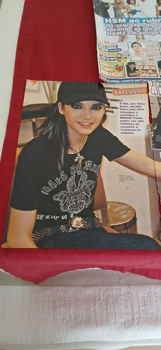 Capa Bravo + Entrevista  Bill-Tokio Hotel