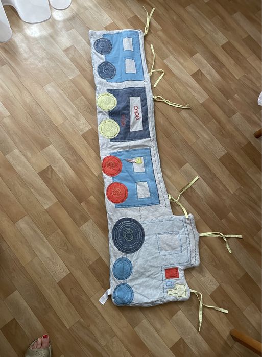 Ochraniacz do łóżeczka pociąg ciuchcia