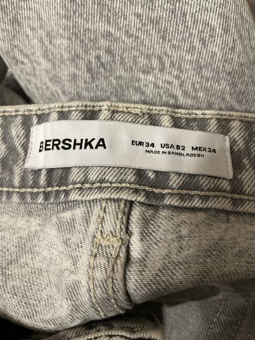 Джинси bershka .