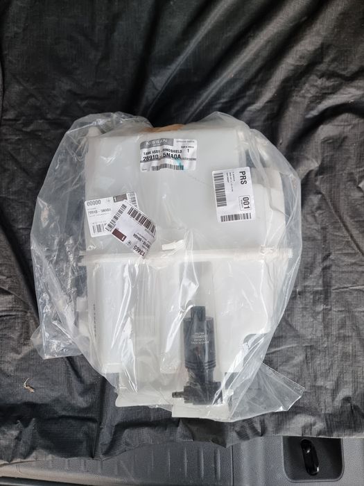 Infiniti qx50 qx55  бачок омивача лобового скла  28910-5NA0A