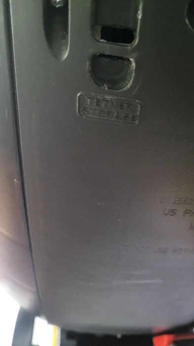Автокрісло evenflo рожеве