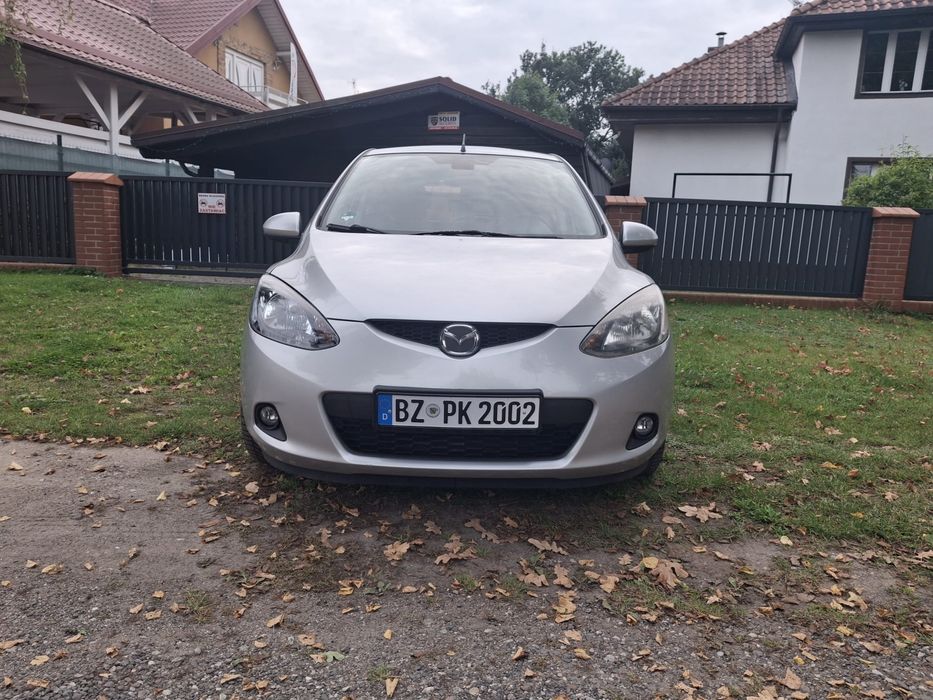 Mazda 2
