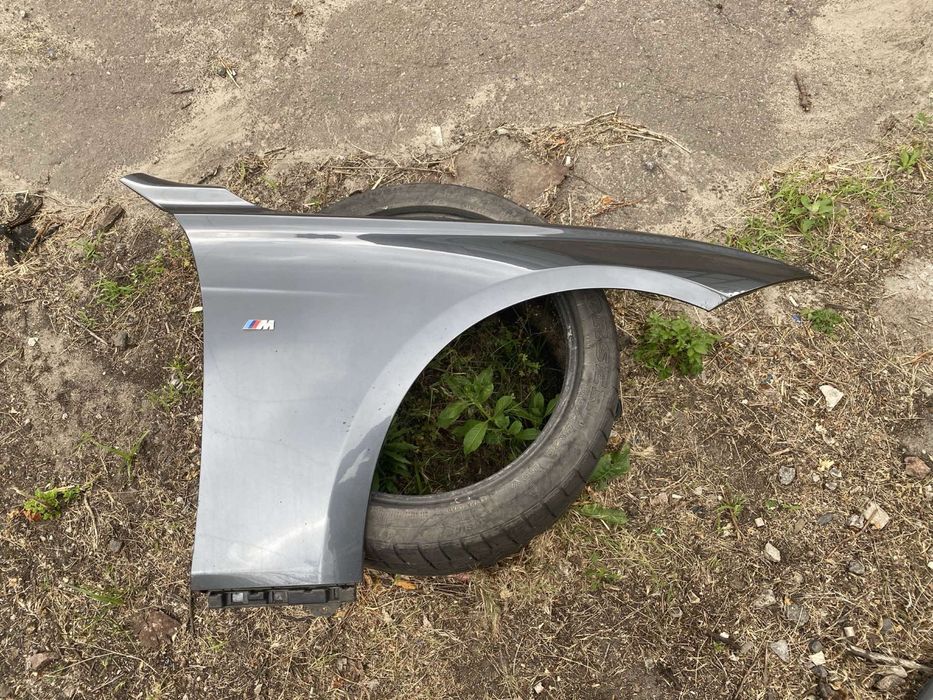 Передне крило Bmw 5F10