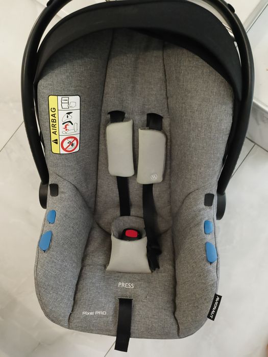 Fotelik dziecięcy samochodowy Avionaut