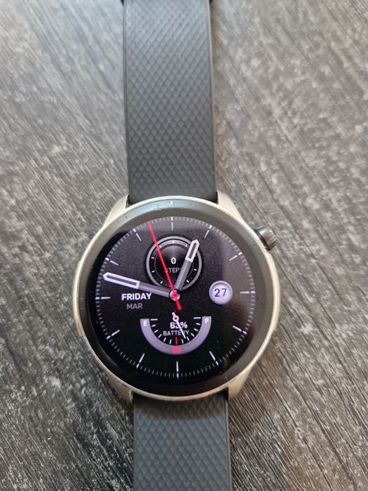 smartwatch amazfit gtr 4 preto
Relógio em
