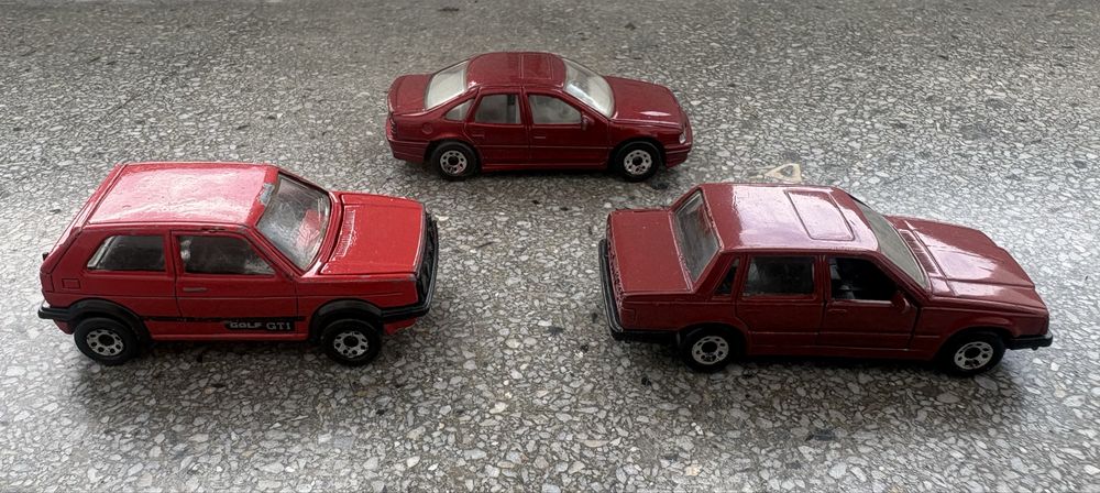 Zestaw Matchbox Volkswagen Golf GTI Volvo 760 Vectra Cavalier stare