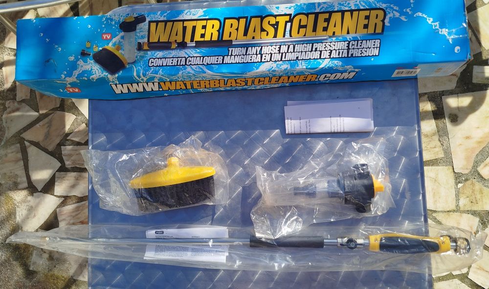 Máquina de limpeza a pressão de água (nova) - Vendo