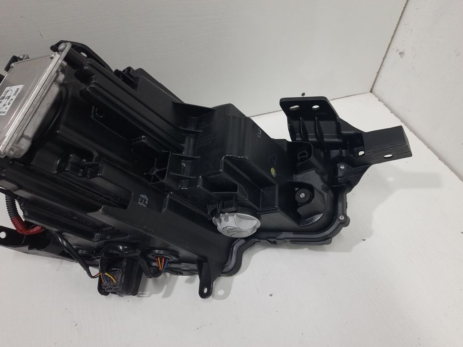 Фара Mazda 3 BP USA 2019+ левая Led