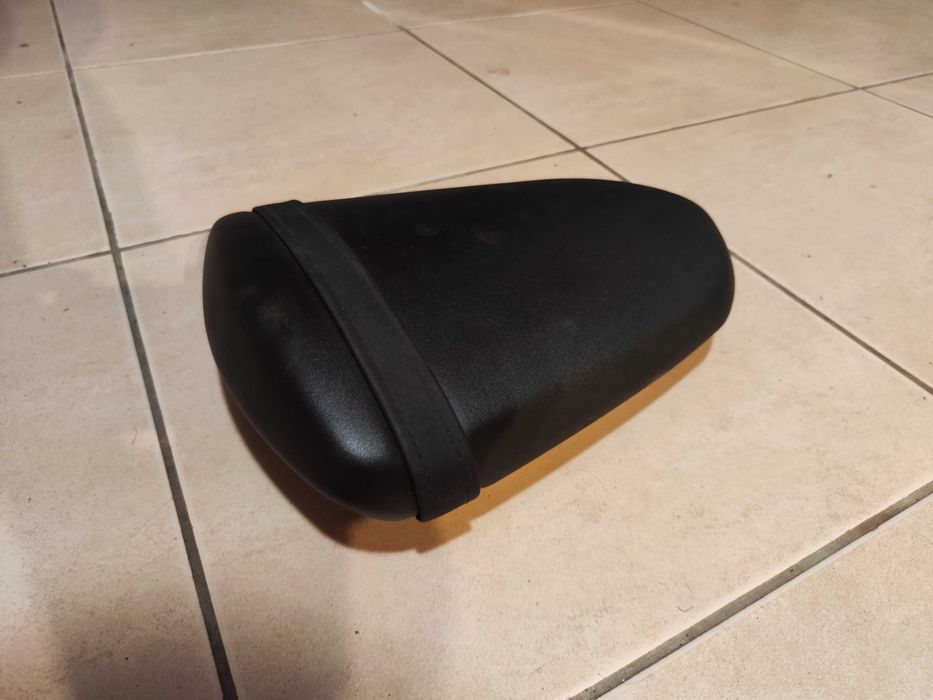 Banco pendura Suzuki GSXR1000 K6