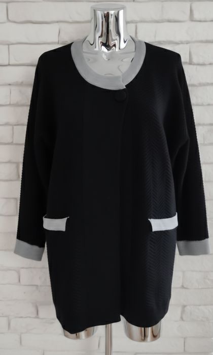 Cudny włoski sweter pudełkowy plus size  xxl 46 48