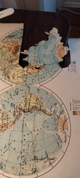 Novo atlas Universal de Geografia e História , j.monteiro