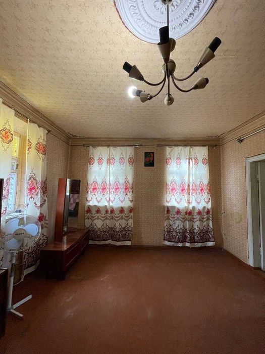 Продам ровный участок и 3 к дом под ремонт Таромское