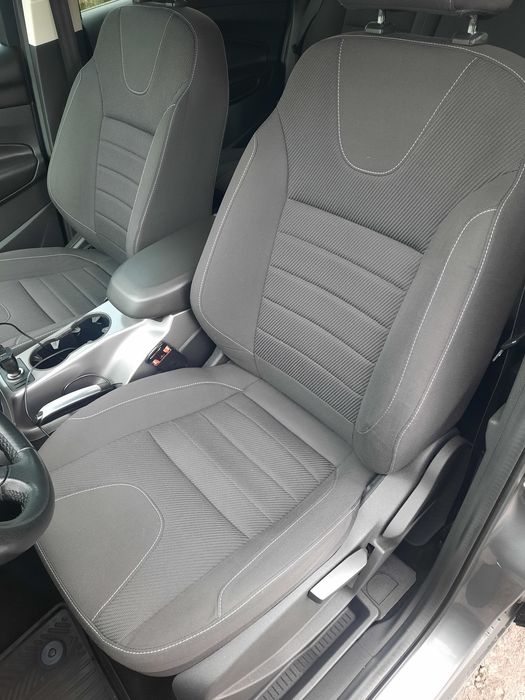 продам Ford Kuga 2013