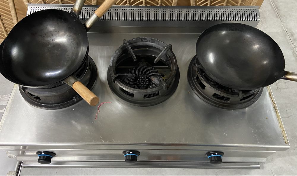 Fogão semi novo para wok com 3 bicos, para restaurante