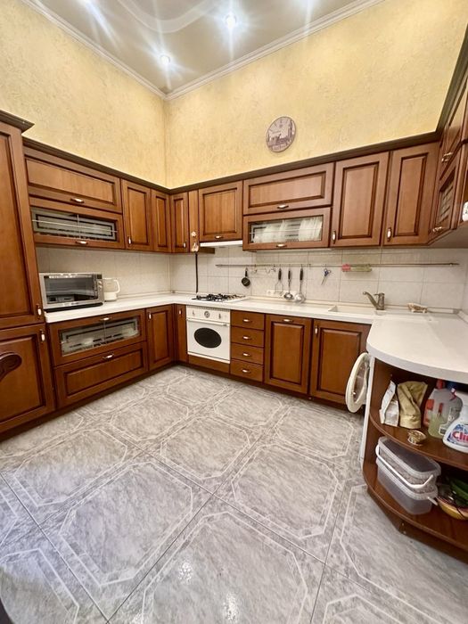 Продаж квартира Борисоглібська,17/1 Поділ Поштова площа