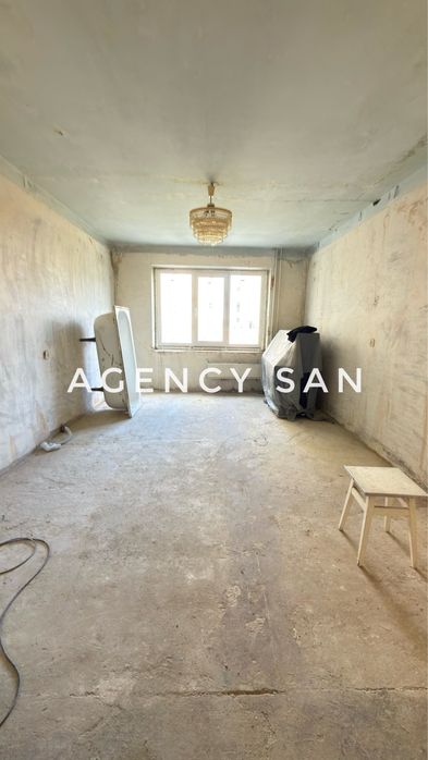 Продаж 3-х квартири пр. М. Лушпи ТЦ Атріум