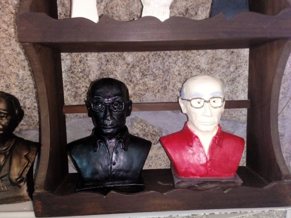 Bustos de José Saramago