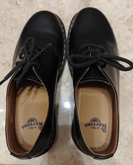 Чоловіче взуття Dr. Martens