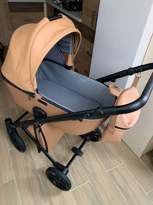 візочок Anex e type 2 в 1