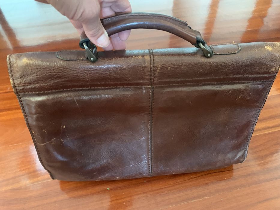 Pasta executivo em pele