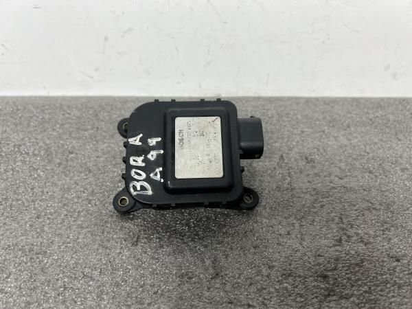 Motor da comporta da sofagem VOLKSWAGEN Bora (1J2)