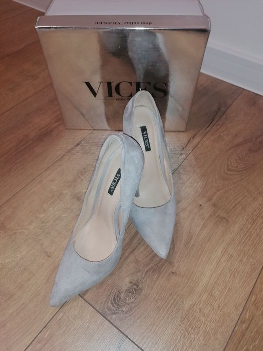 Szpilki Czółenka Vices 36 / 37 zamszowe szare