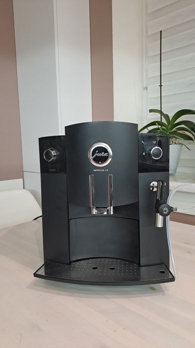 Кавомашина Jura Impressa C5