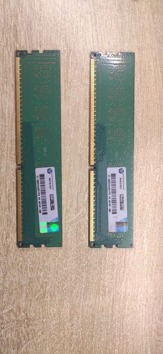 Оперативная память Samsung DDR3 4 ГБ (2×2 ГБ)
