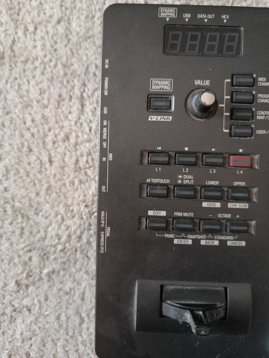Controlador MIDI Roland/Edirol PCR-500