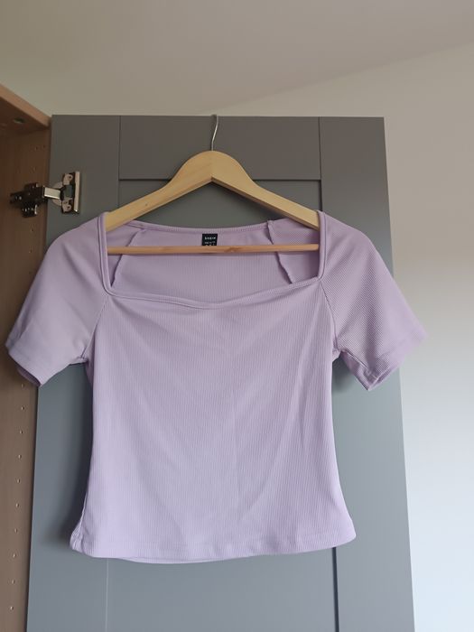 Liliowa prążkowana bluzka dekolt karo fioletowa SHEIN M 38 top t-shirt