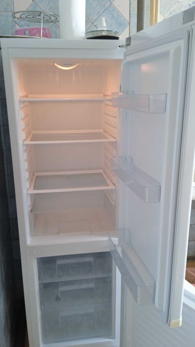 Продам холодильник б/у
