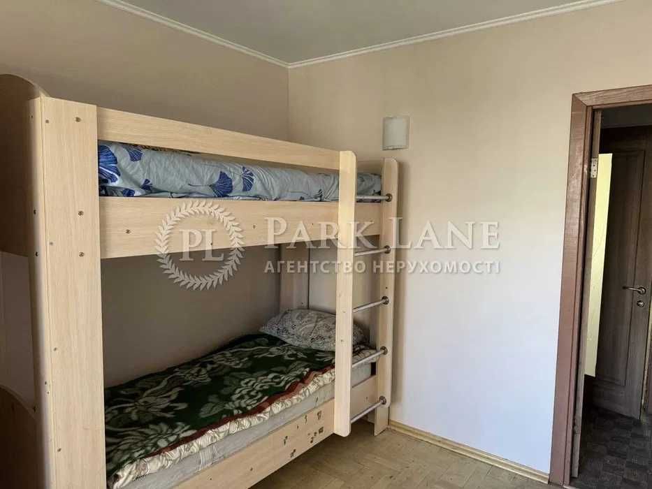 3-кімнатна квартира 62м², ремонт, Голосіївська 16, Деміївська